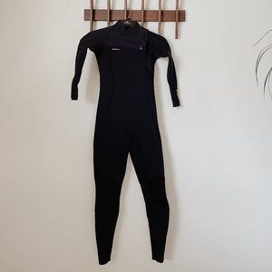 *New* (Worn Once) O'Neill Women's Hyperfreak 4/3 Wetsuit - Black - Size 6